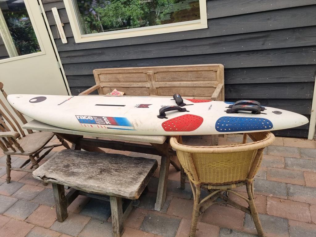 Vintage Bic Tempo 265 Windsurfplank - Jaren 90, Watersport en Boten, Ophalen, 250 tot 300 cm, Gebruikt, Met vin(nen)