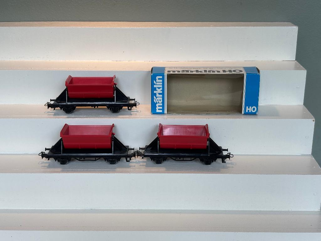 3 x Märklin 4413 kiepwagons, Wisselstroom, Gebruikt, Wagon, Ophalen of Verzenden