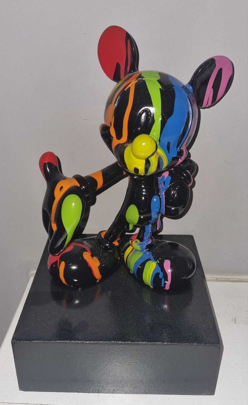 Mickey Mouse Pop Art Sculptuur - Kleurrijke Verfdruppels, Art deco, Ophalen of Verzenden, Zwart, Beeld