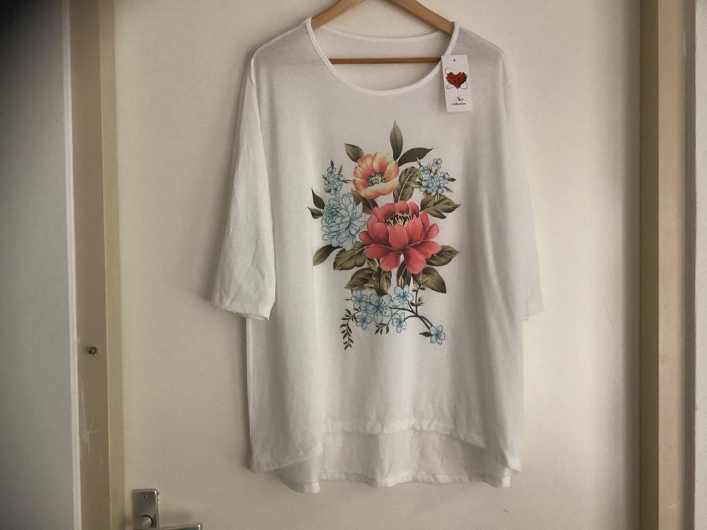 New Collection shirt met bloemenprint, maat 44/46, Ophalen of Verzenden, Nieuw, Wit, Shirt of Top