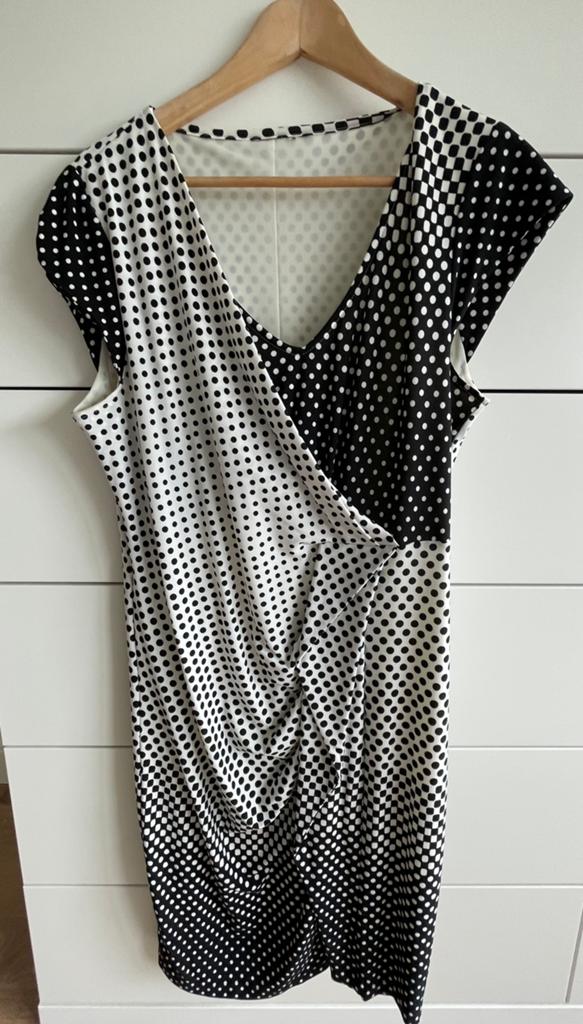 Wallis grafische print / noppen /zwart-wit maat 44, Kleding | Dames, Zwart, Maat 42/44 (L), Ophalen of Verzenden, Zo goed als nieuw
