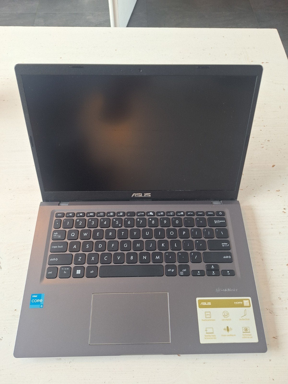 Asus Vivobook, Computers en Software, Windows Laptops, 8 GB, 14 inch, SSD, 3 tot 4 Ghz