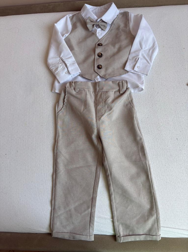 Beige kostuum jongens zgan maat 104, Ophalen of Verzenden, Zo goed als nieuw, Jongen