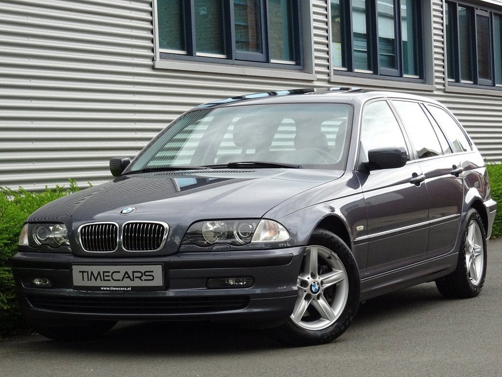 BMW 3-serie Touring 325I Automaat Eerste Eigenaar Youngtimer, Automaat, Achterwielaandrijving, Gebruikt, Zwart