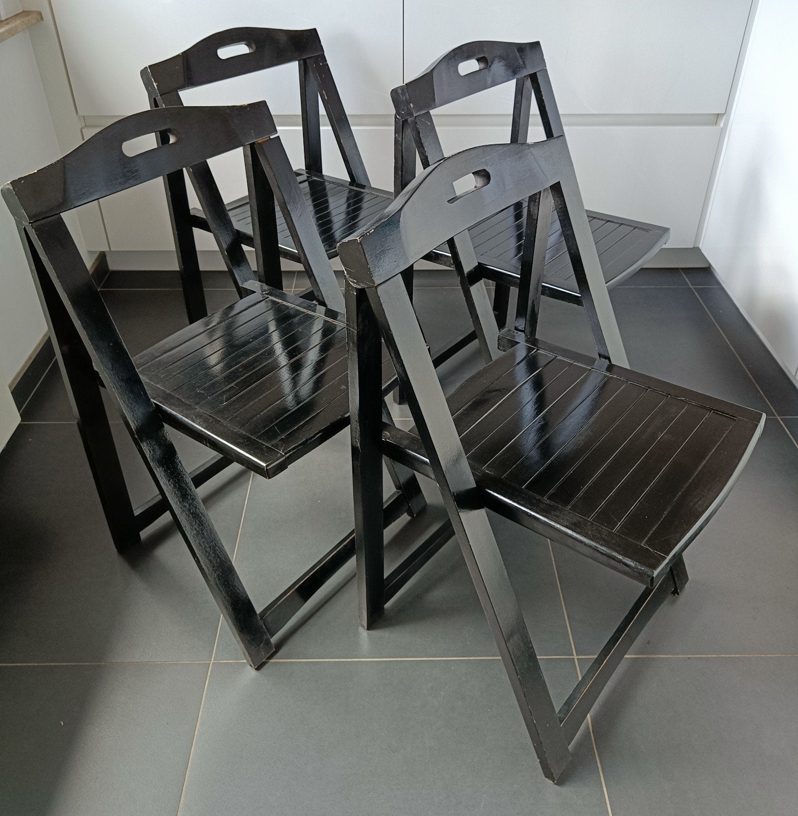 Vier zwart gelakte vintage Creafort klapstoelen., Ophalen, Gebruikt, Zwart, Vier