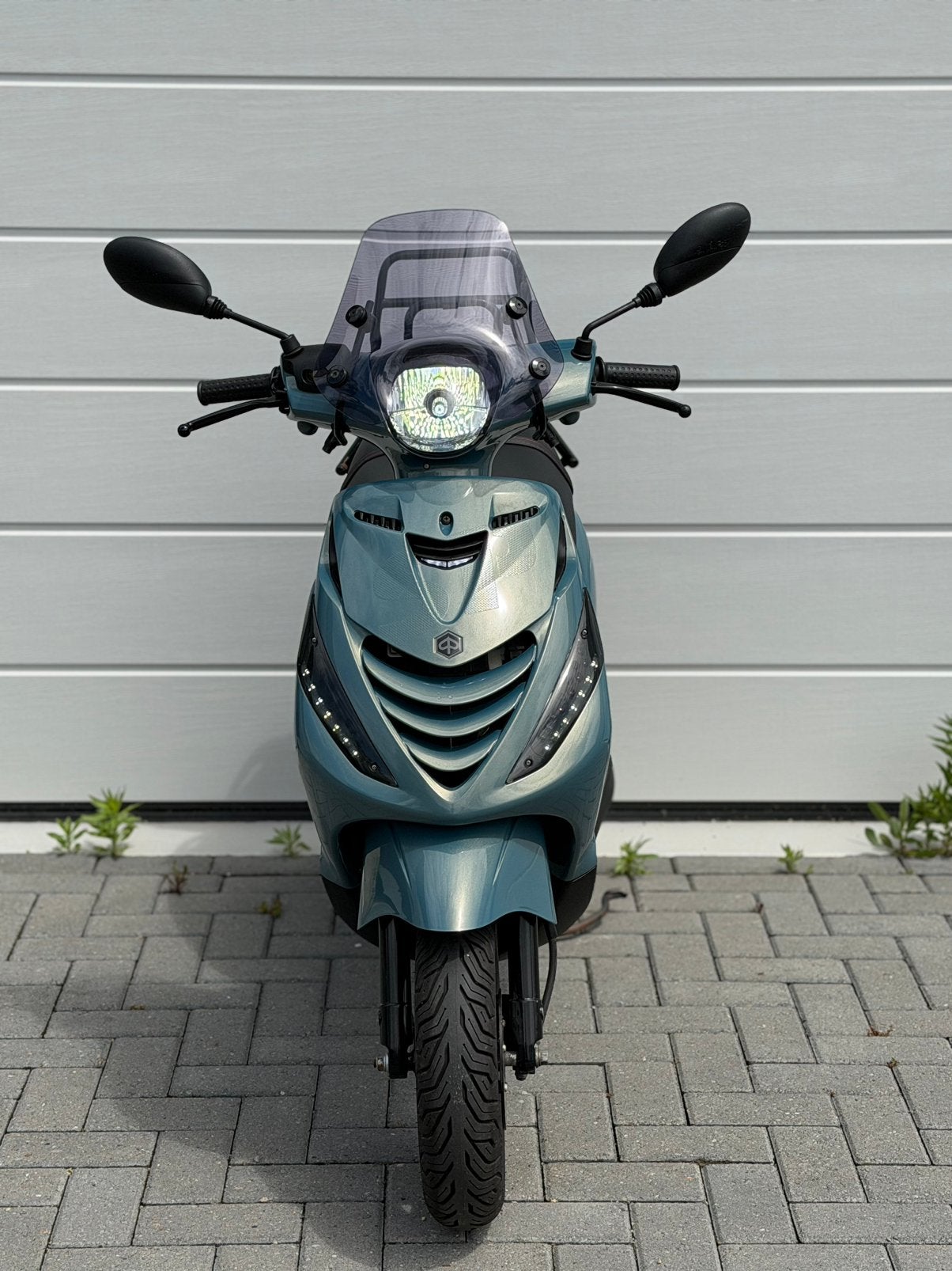 ⭐️Piaggio zip 2024 e5 licht blauw/ turquoise garantie!⭐️, Ophalen, Zo goed als nieuw, Benzine, Overige modellen