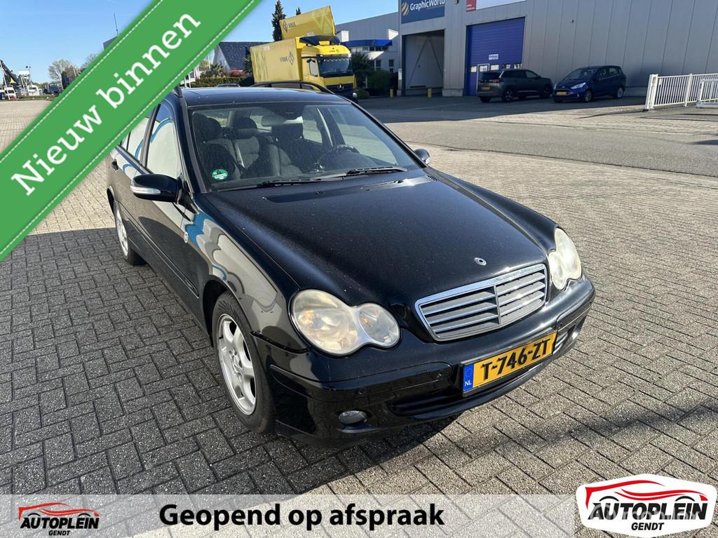 Mercedes C-klasse Combi 180 K. Style Lees advertentie, Achterwielaandrijving, Gebruikt, 1796 cc, Zwart