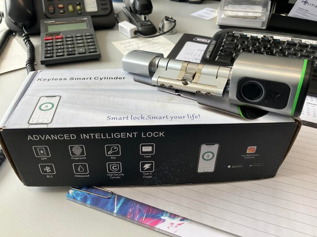 slim cilinderslot met vinger scanner set 2stuks, Ophalen, Zo goed als nieuw
