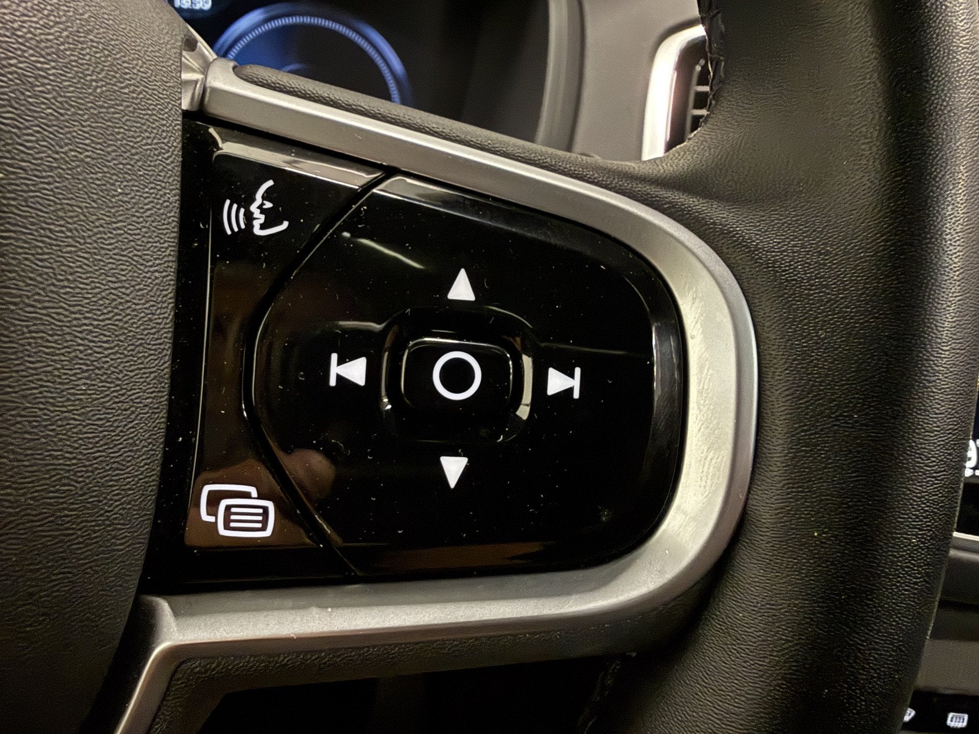 Foto 35 van Volvo XC90 T8 Recharge AWD R-Design PANO/TREKHAAK/SOH 93,7%/