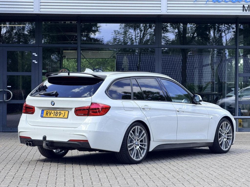 BMW 3-serie Touring 330d M Sport | Automaat | Head Up | Harm, Auto's, Automaat, Achterwielaandrijving, 2993 cc, 258 pk