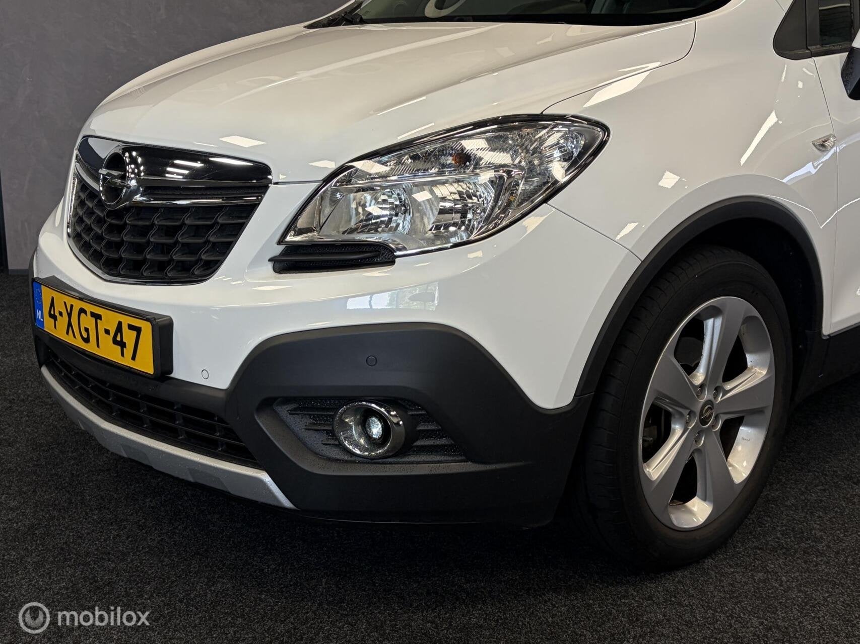 Opel Mokka 1.4 T Edition CLIMA / CRUISE / TR.HAAK / NAVI / L, Auto's, Voorwielaandrijving, Euro 5, Stof, Gebruikt