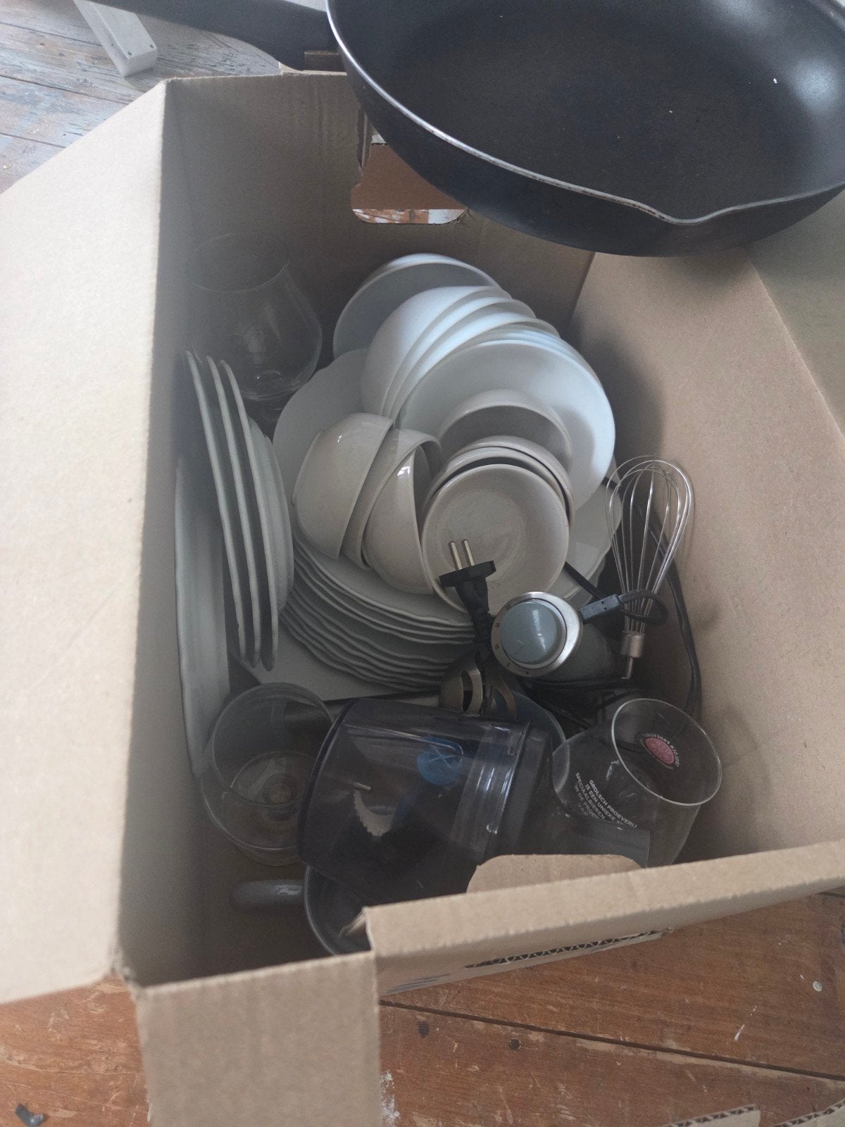 Servies, glazen, keukenmachine en koekenpan, Ophalen of Verzenden, Gebruikt, Overige stijlen, Bord(en)