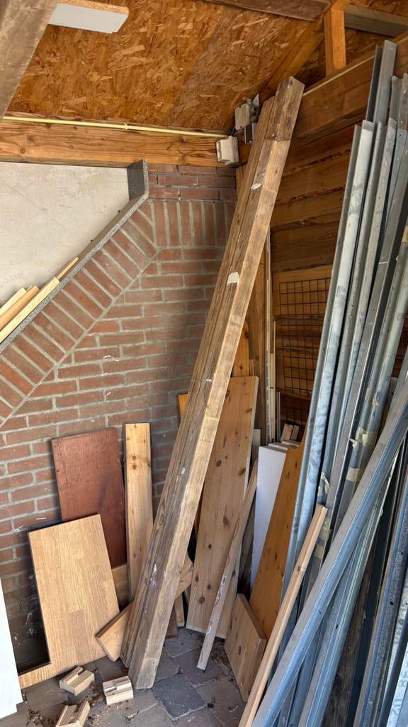 Twee metselprofielen 245 en 239,5 lang, Doe-het-zelf en Verbouw, Hout en Planken, Ophalen, Gebruikt, 200 tot 250 cm, 50 mm of meer