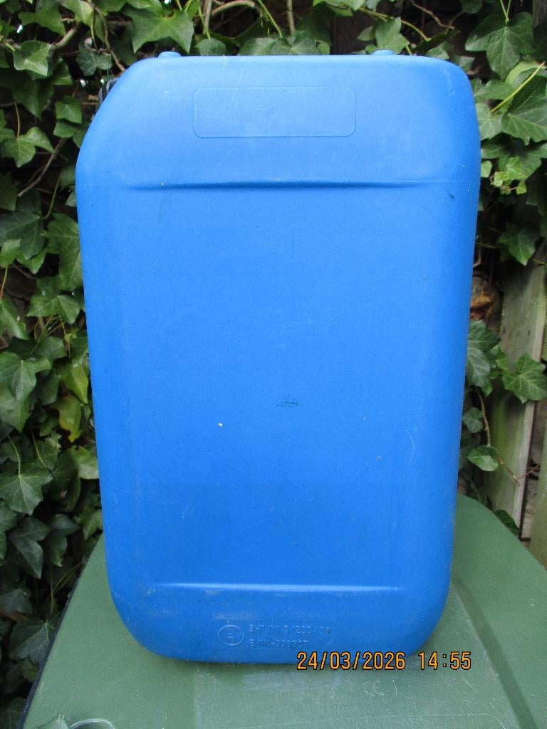 jerrycan 25 liter, Watersport en Boten, Ophalen, Zo goed als nieuw, Overige typen