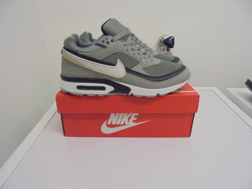 Nieuwe Nike Air Max Classics Maat 42, Kleding | Heren, Schoenen, Overige kleuren, Verzenden, Nike, Nieuw