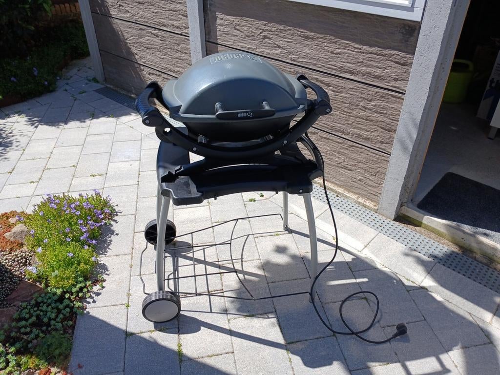 Weber Q1400 elektrische barbecue met onderstel, Ophalen, Gebruikt, Weber