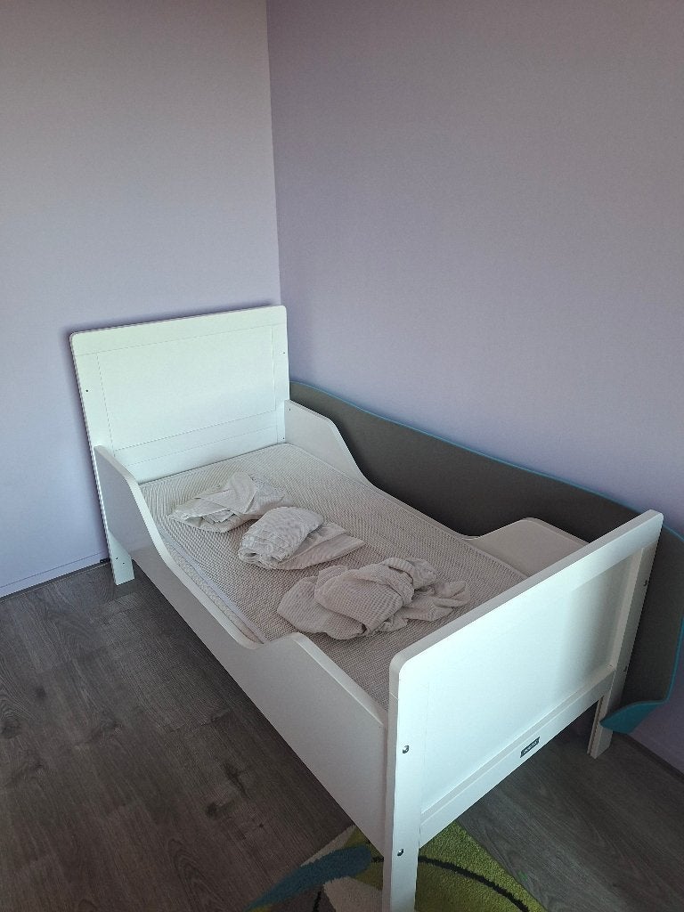 Meegroeibed en commode, Ophalen, Gebruikt, Jongetje of Meisje