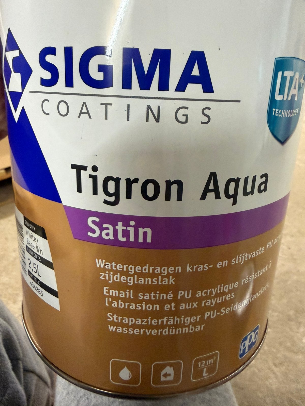 Sigma Tigron donkergrijze watergedragen lak 2,5liter, Ophalen of Verzenden, Nieuw, Acrylverf