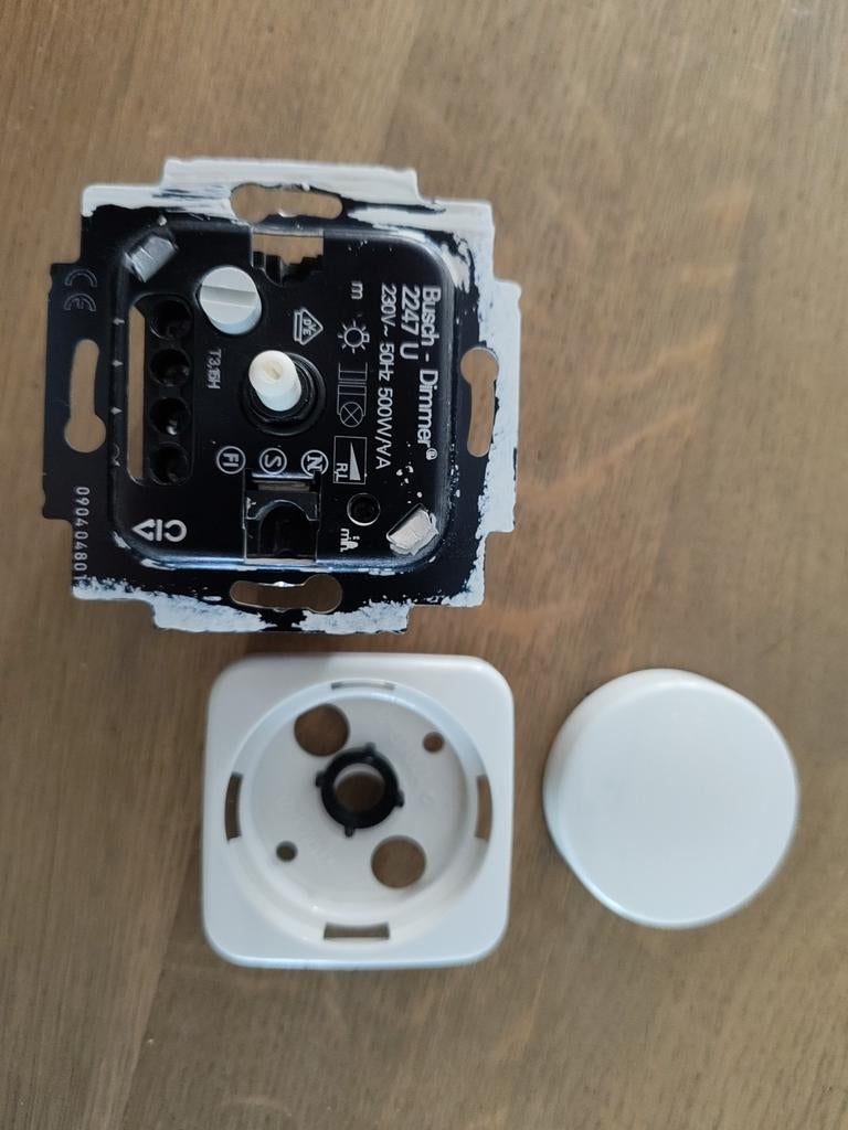 Busch-Dimmer 2247 U - 230V~50Hz 500W/VA, Ophalen of Verzenden, Gebruikt, Schakelaar