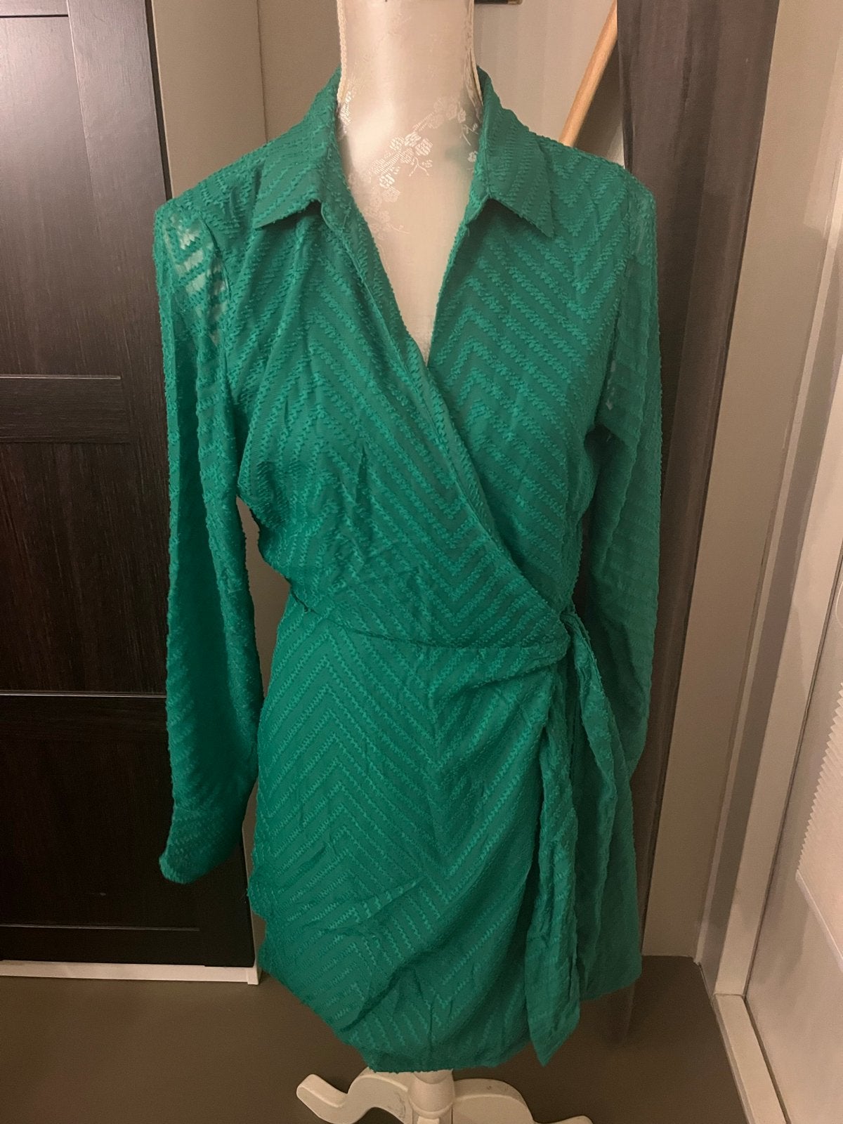 Melting Stockholm Groene Wikkeljurk Maat L nieuw, Kleding | Dames, Maat 42/44 (L), Nieuw, Ophalen of Verzenden, Knielengte