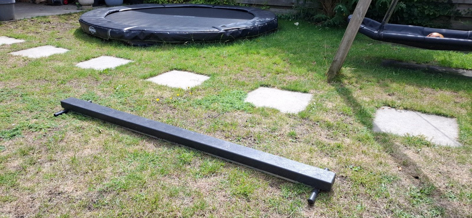 Turnbalk 2 meter lang in goede staat, Ophalen, Zo goed als nieuw, Zwart, Materiaal