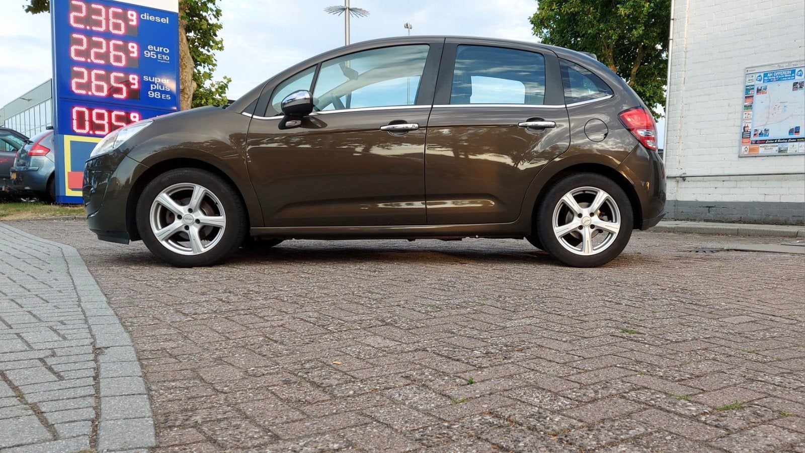 NAP!!Citroën C3 1.6 e-Hdi Collectie.Panoramadak,Airco., Voorwielaandrijving, 4 cilinders, Bruin, Origineel Nederlands