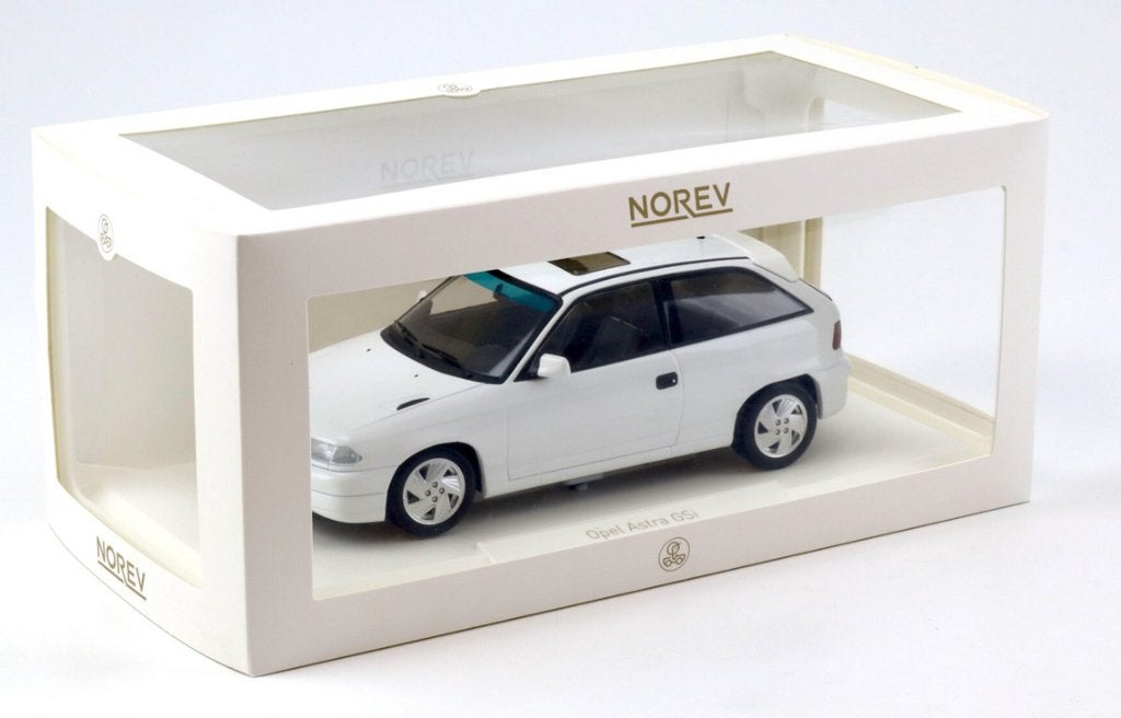 Opel Astra GSi 1991 WIT Casablanca 1/18 NOREV ref: 183673, Hobby en Vrije tijd, Modelauto's | 1:18, Verzenden, Nieuw, Auto, Norev
