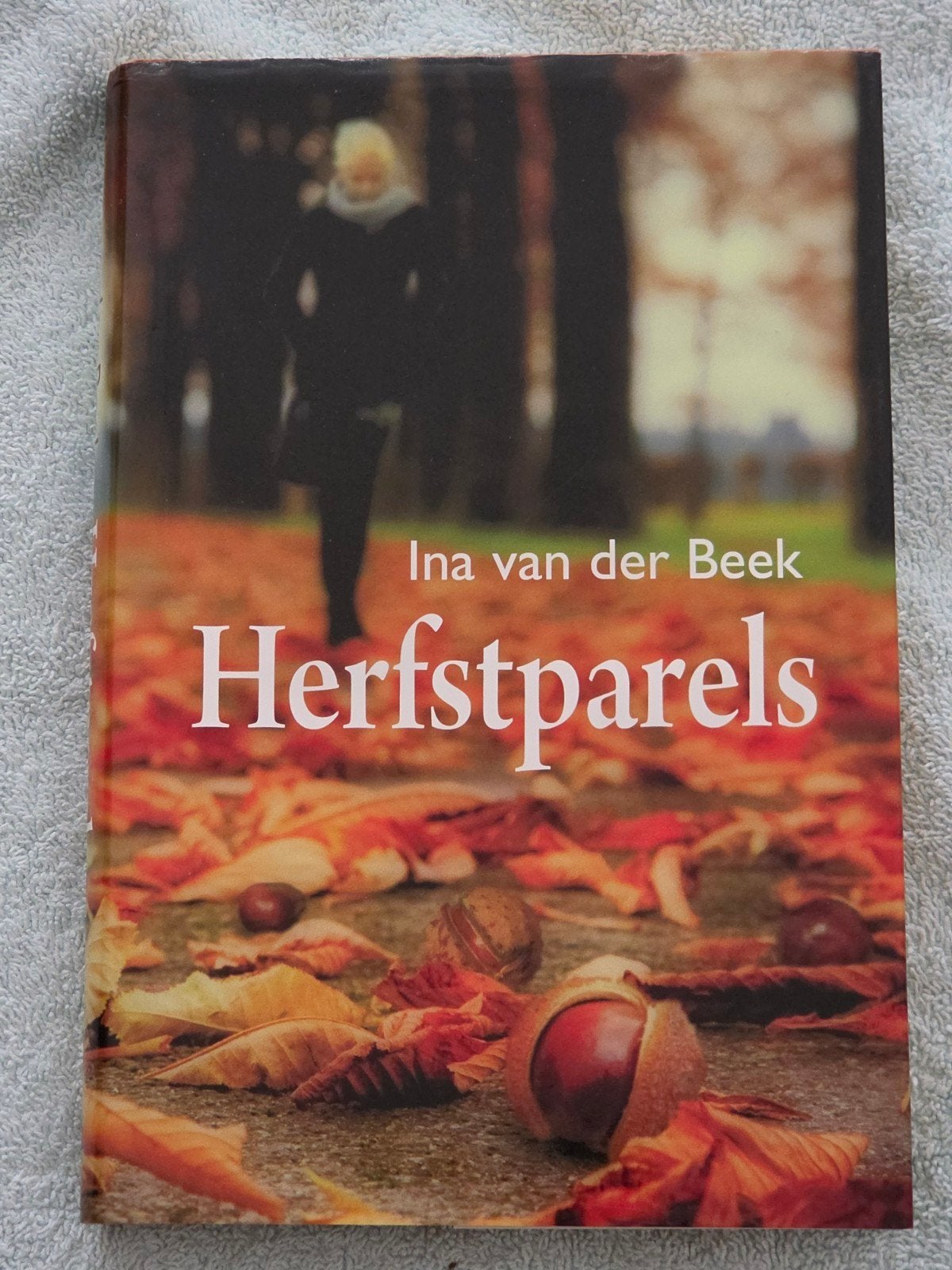 Herfstparels, Ophalen of Verzenden, Zo goed als nieuw