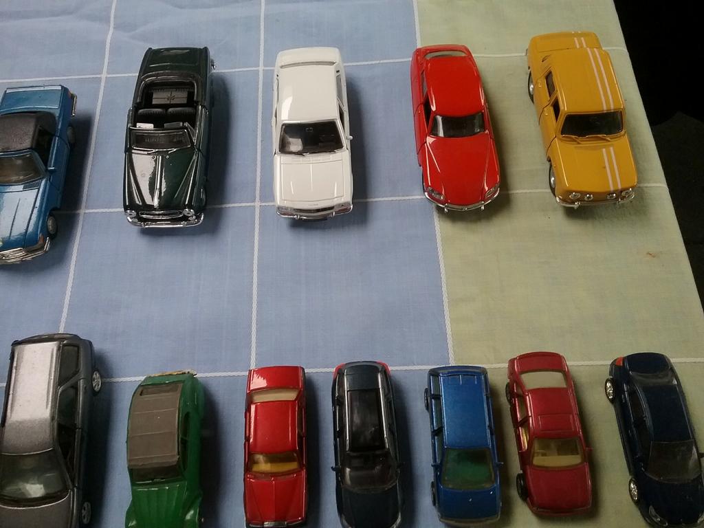 Miniatuur  auto's, Ophalen of Verzenden, Zo goed als nieuw, Auto, Matchbox