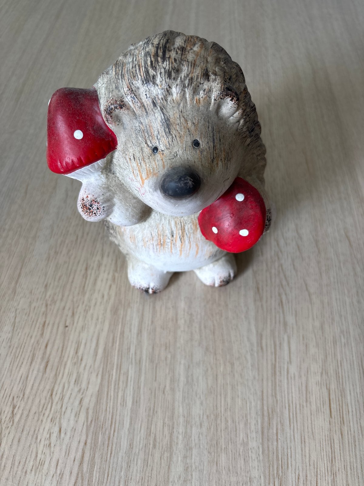Egel met paddenstoelen beeldje, Ophalen of Verzenden, Gebruikt, Meerkleurig, Steen/keramiek