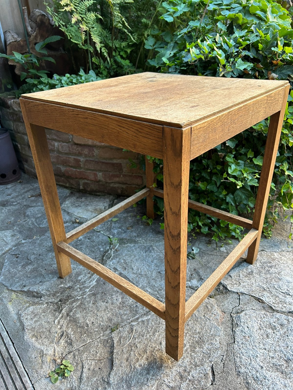 Gratis bijzet tafel oud, Minder dan 55 cm, Rond, Zo goed als nieuw, Ophalen