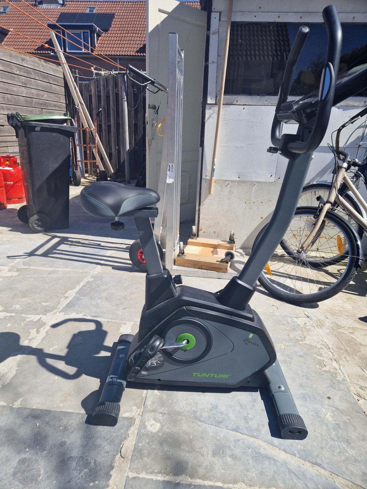 Hometrainer Weslo Pursuit R 20 / Tunturi Cardio Fit B20, Sport en Fitness, Gebruikt, Ophalen of Verzenden, Metaal, Benen