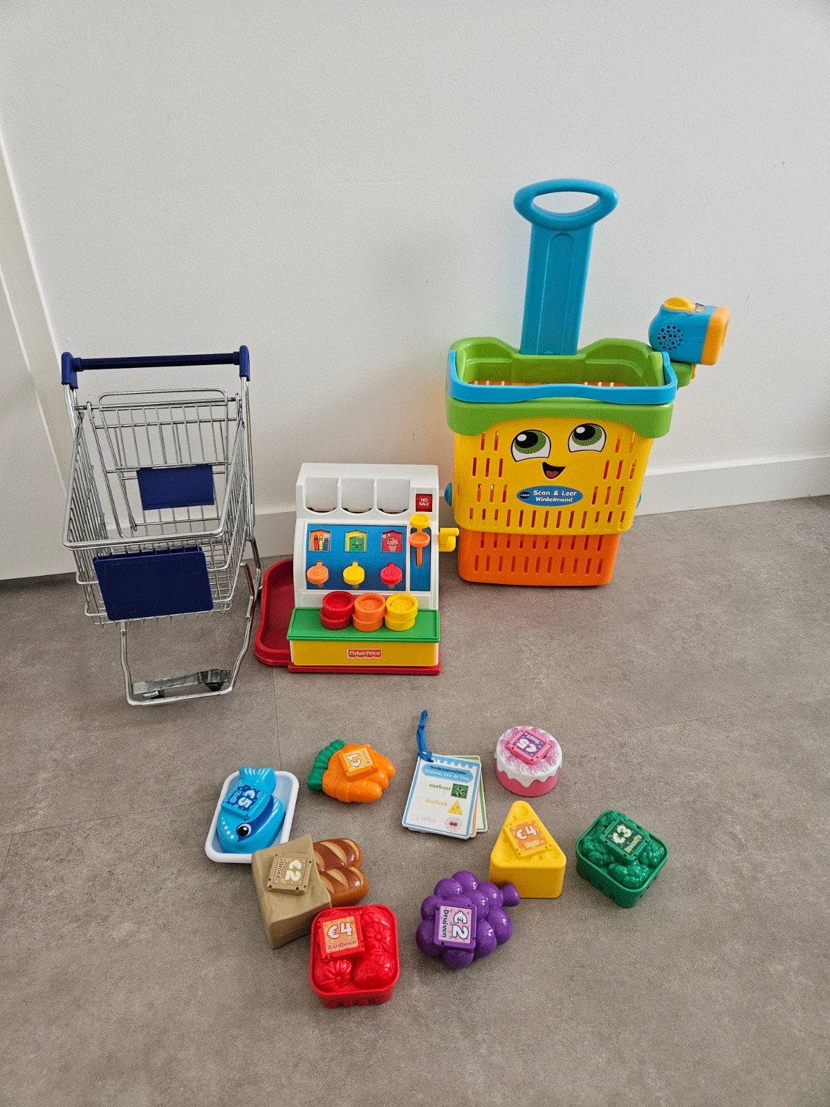 VTech Scan & Leer 2 in 1 Winkelmand & Fisher-Price Kassa, Ophalen, Kunststof