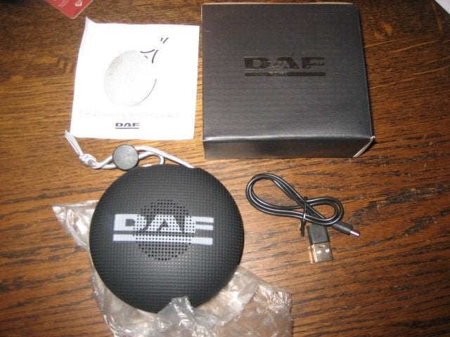Waterproof bluetooth speaker met daf logo. Formaat:ø98x50 mm, Ophalen of Verzenden, Nieuw
