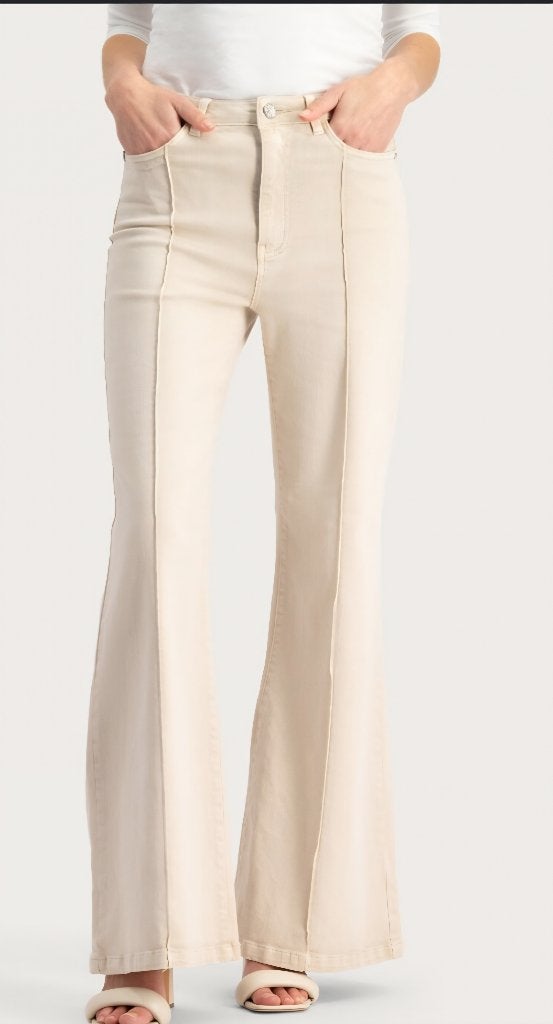 Zgan   florez jeans   ana line flared   mt 26, Kleding | Dames, Overige kleuren, Ophalen of Verzenden, Zo goed als nieuw, W27 (confectie 34) of kleiner