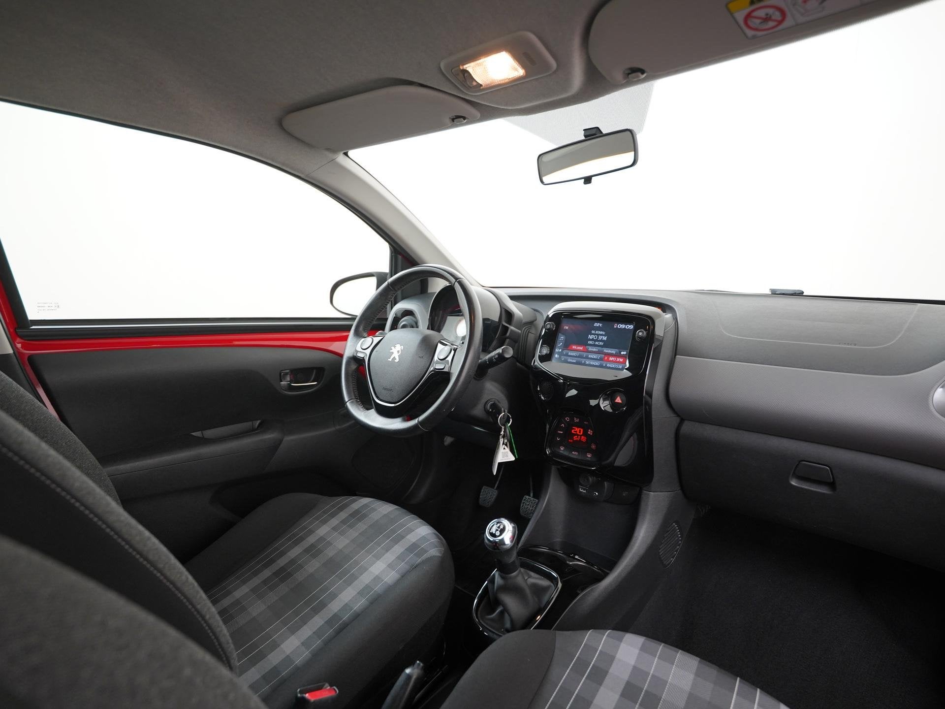 Peugeot 108 1.0 e-VTi Allure | Camera | Apple/Android Carpla, Voorwielaandrijving, 12 maanden, Stof, Gebruikt