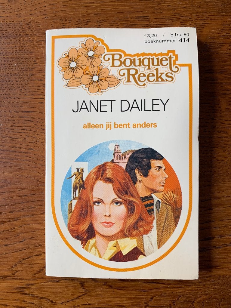 "Alleen jij bent anders" Janet Dailey, Ophalen of Verzenden, Zo goed als nieuw