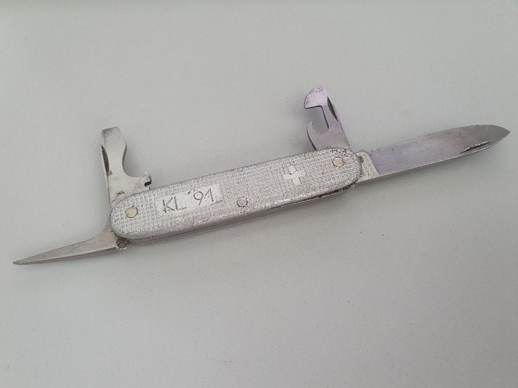VICTORINOX KL91 Zakmes, Verzamelen, Verzenden, Landmacht, Overige gebieden, Mes of Dolk