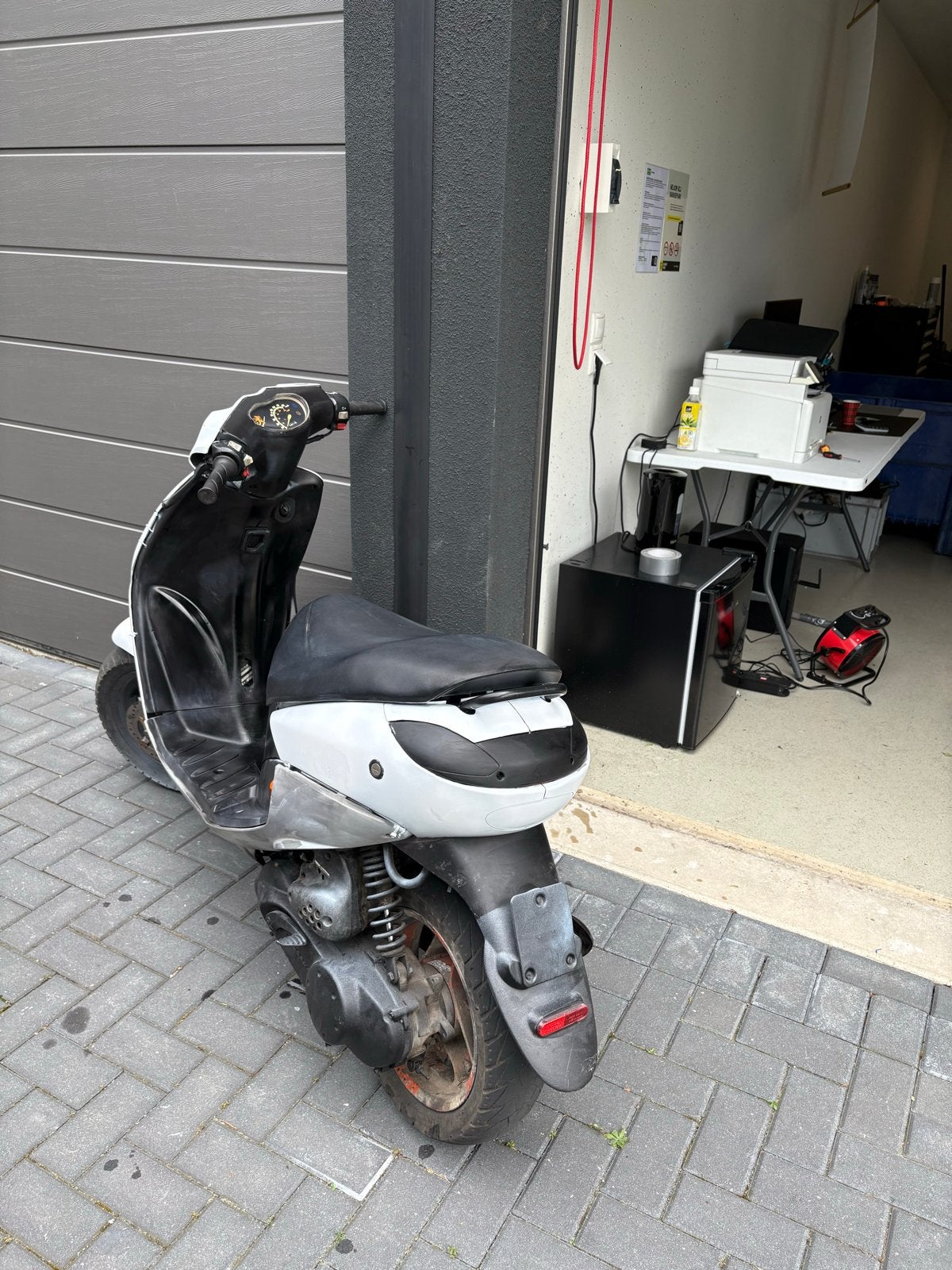 Peugeot Vivacity Scooter - Wit/Zwart, Ophalen, Tweetakt, Gebruikt, Maximaal 45 km/u