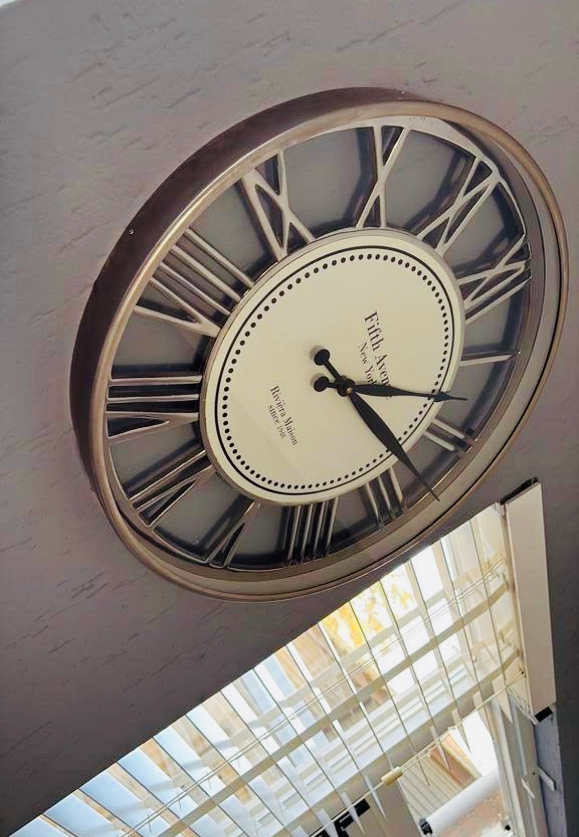 Klok Riviera Maison, Huis en Inrichting, Ophalen, Zo goed als nieuw, Wandklok