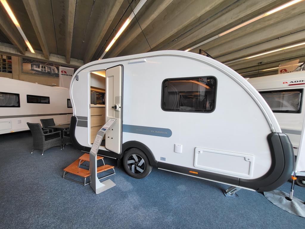 Adria Action 391 LH; volledig polyester, Caravans en Kamperen, Tot en met 2, Bedrijf, Schokbreker, Adria