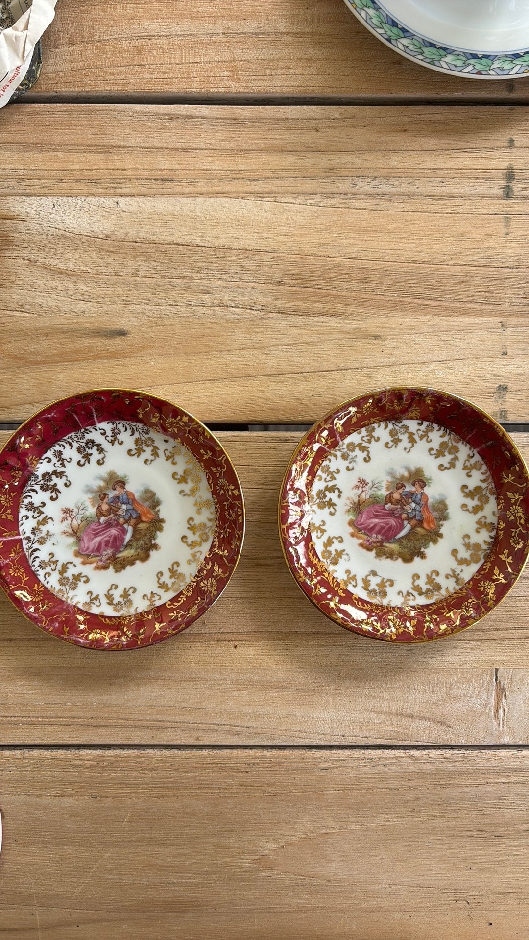 2x Bavaria schoteltjes, handarbeid, 22 karaat goud, Ophalen of Verzenden