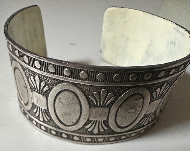 Slaven armband, zilverkleurig zo goed als nieuw (Foto 18), Sieraden, Tassen en Uiterlijk, Ophalen of Verzenden, Zo goed als nieuw