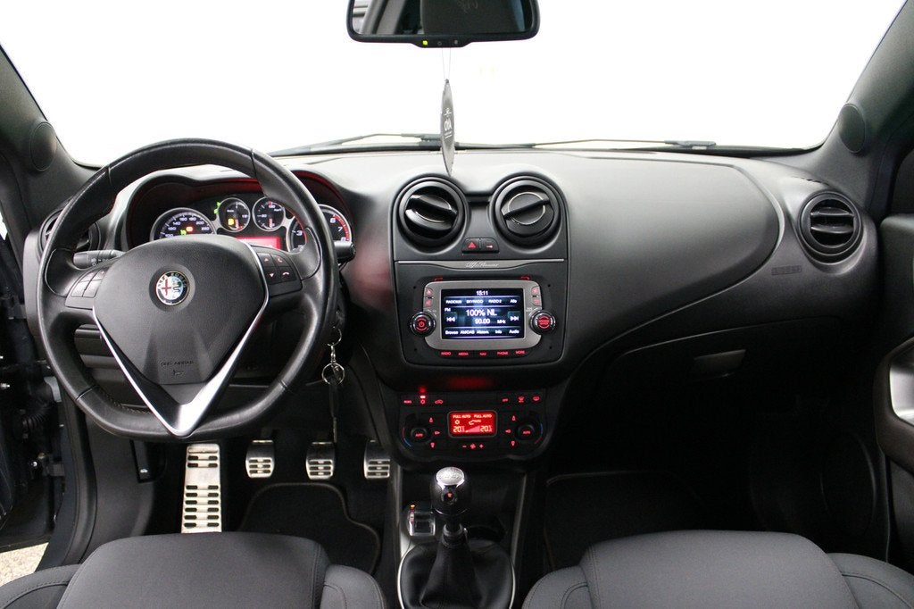 Alfa Romeo MiTo 0.9 TwinAir Racer (bj 2015), Auto's, Alfa Romeo, Voorwielaandrijving, 101 pk, Gebruikt, Euro 6