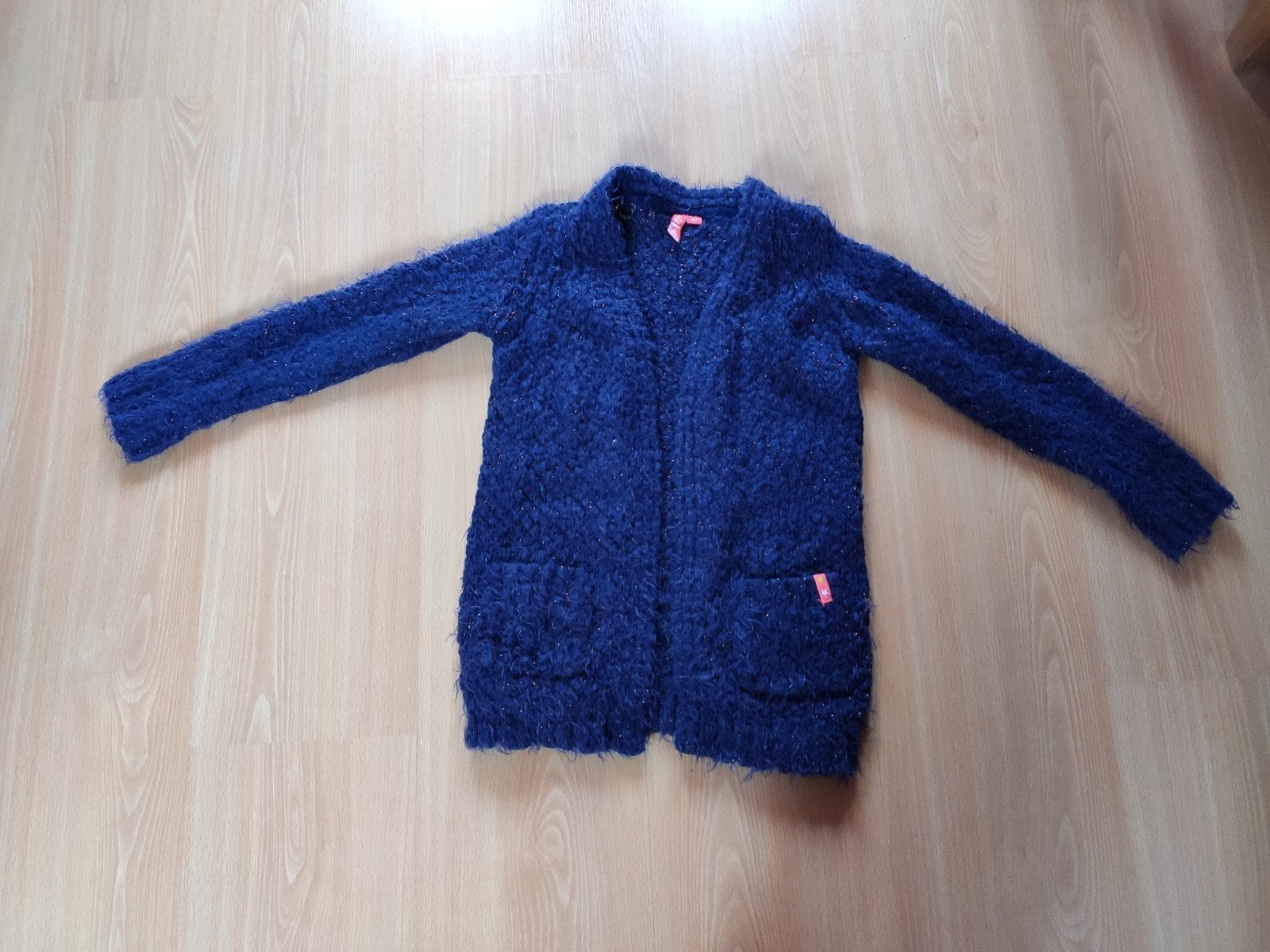 Vest maat 134, Ophalen of Verzenden, Zo goed als nieuw, Meisje, Trui of Vest