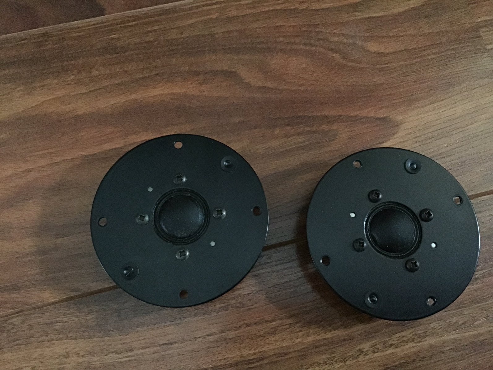 2 dome tweeters driade model 9, Audio, Tv en Foto, Overige typen, Zo goed als nieuw, Minder dan 60 watt, Ophalen