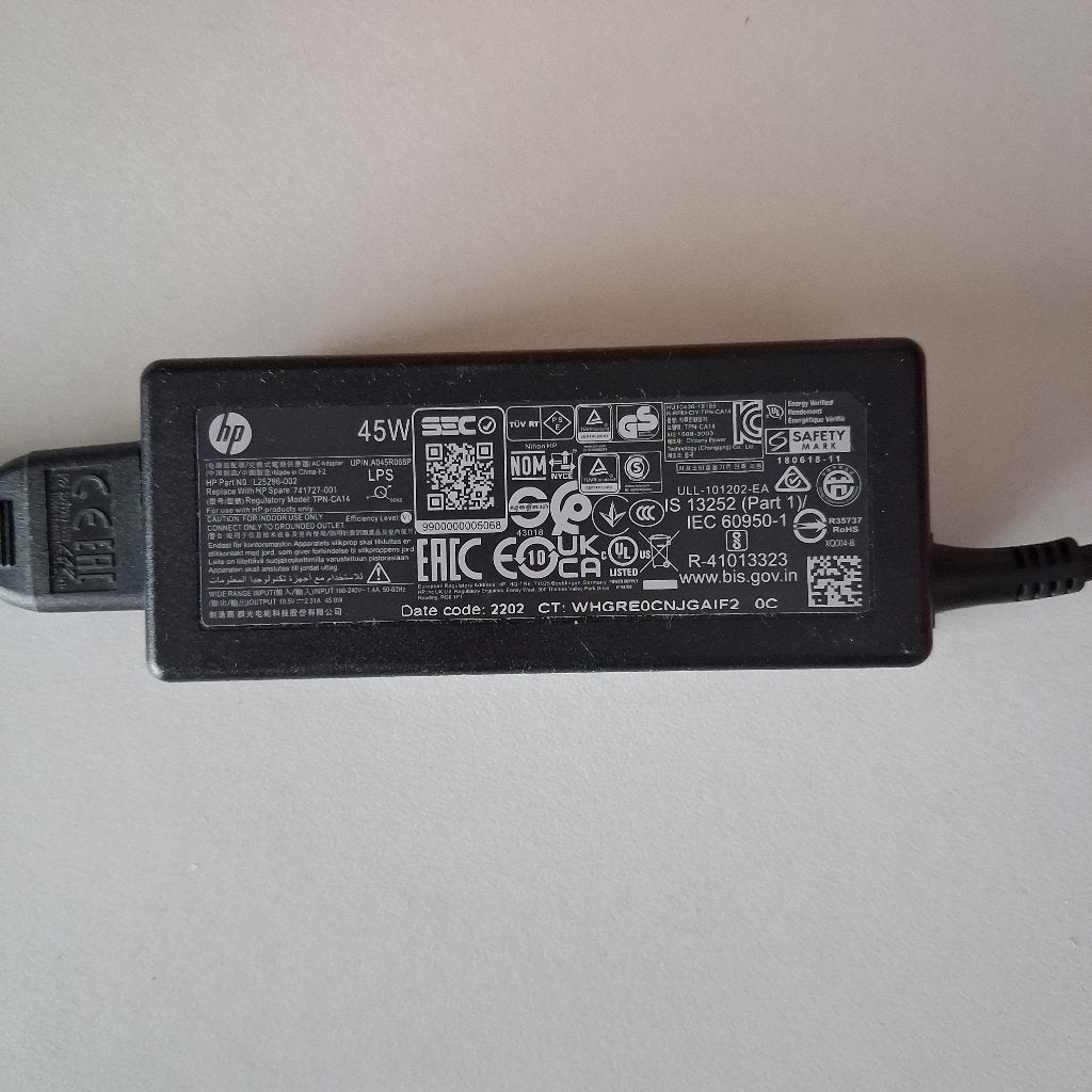 HP laptop adapter 45W - Zo goed als nieuw, Ophalen of Verzenden, Zo goed als nieuw, HP