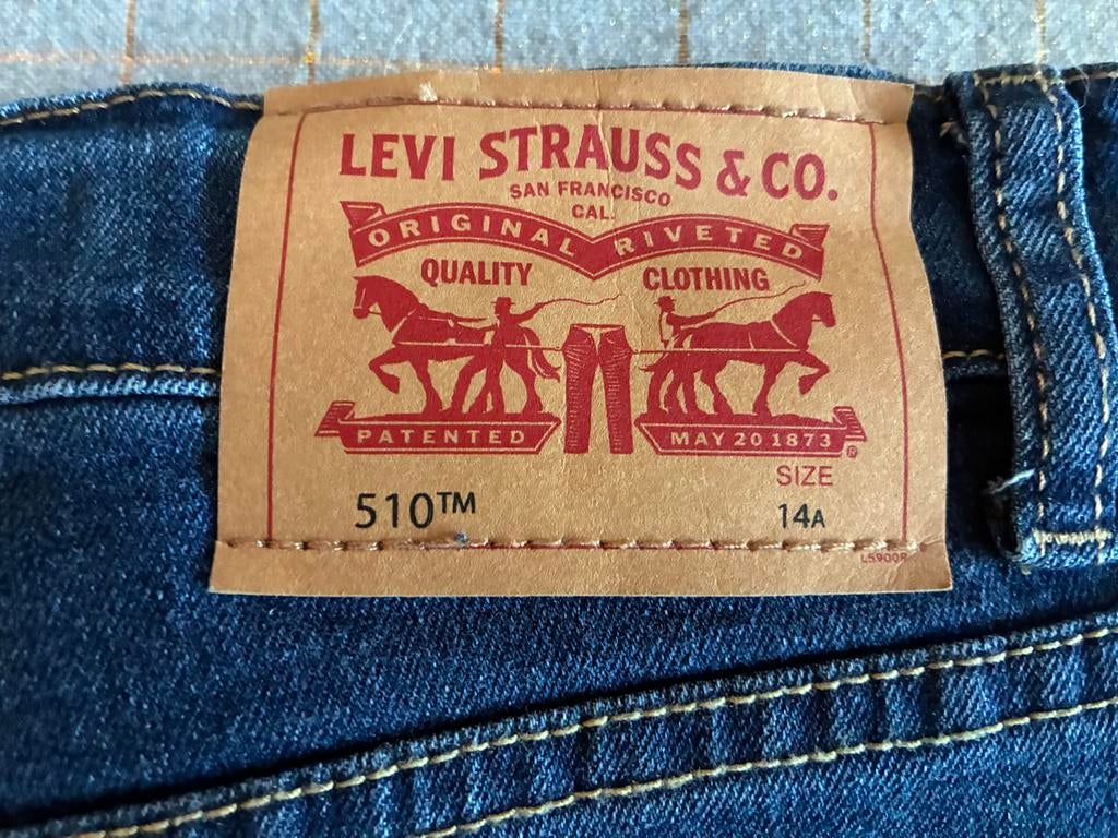 Diverse ongedragen Levi's spijkerbroeken, Ophalen, Nieuw, Jongen of Meisje