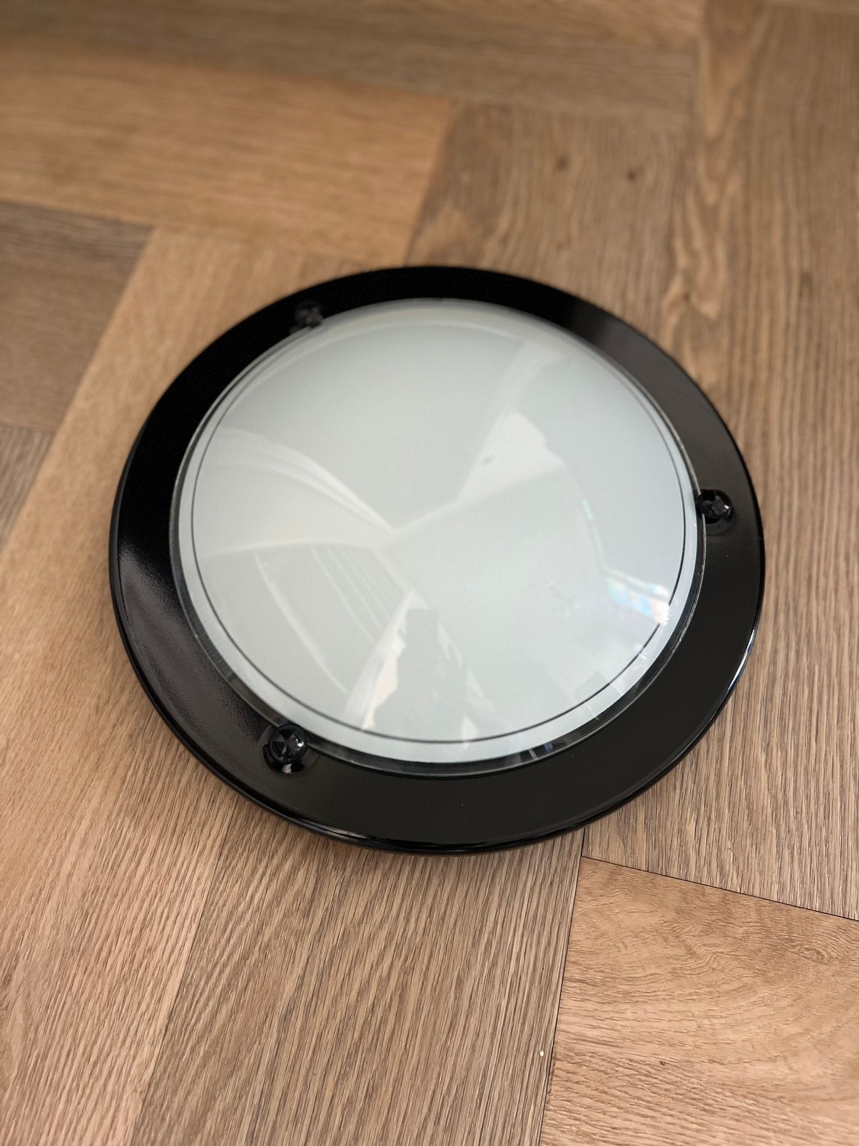 Vintage plafondlamp zwart wit Massive, Gebruikt, Vintage, Ophalen of Verzenden, Plafondlamp