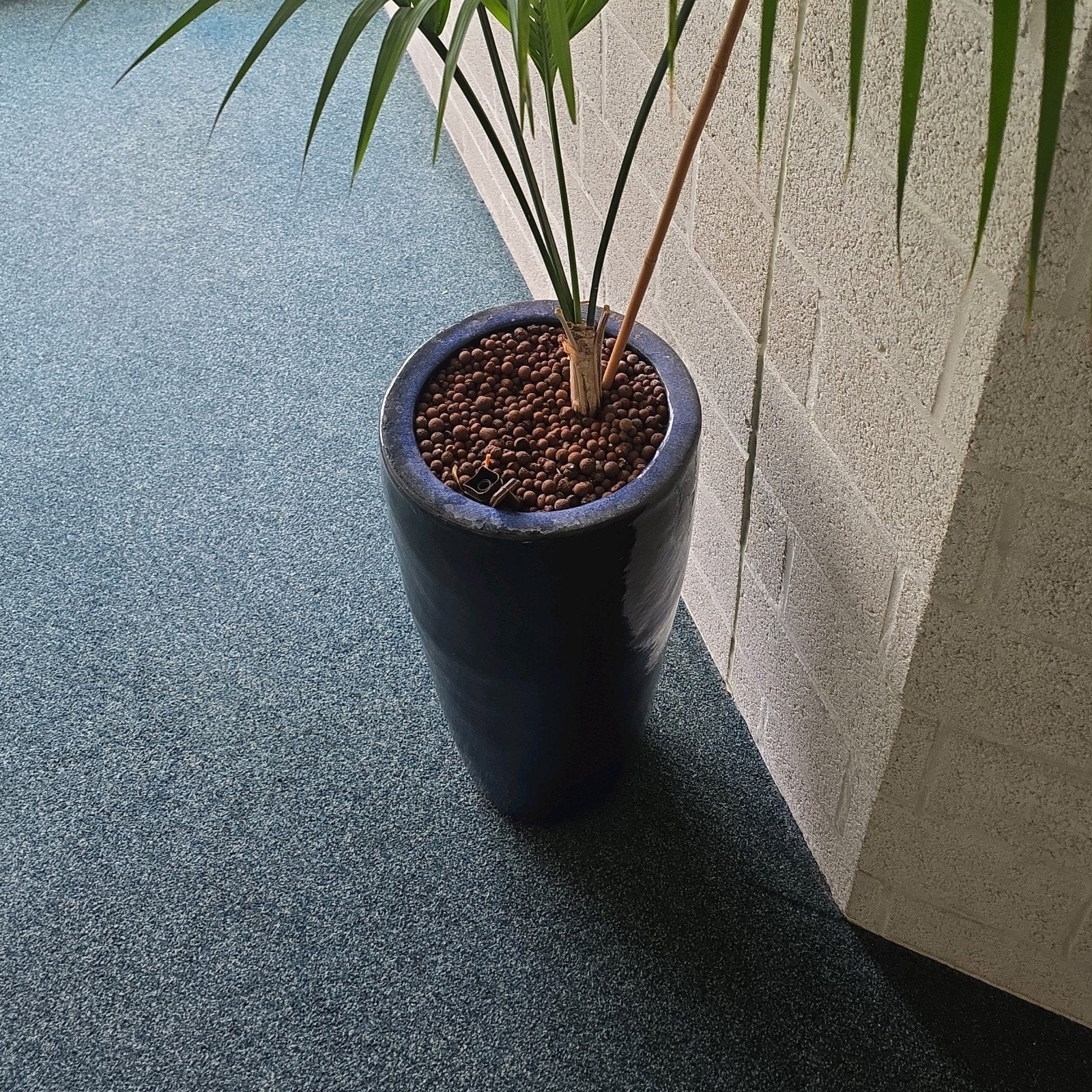 Grote blauwe keramieken plantenpot, Tuin en Terras, Bloembakken en Plantenbakken, Ophalen, Zo goed als nieuw, Rond, Steen